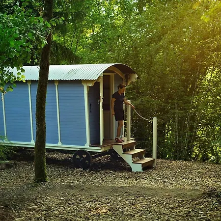 Campsite Camping Moulin De La Geneste Condat-sur-Ganaveix